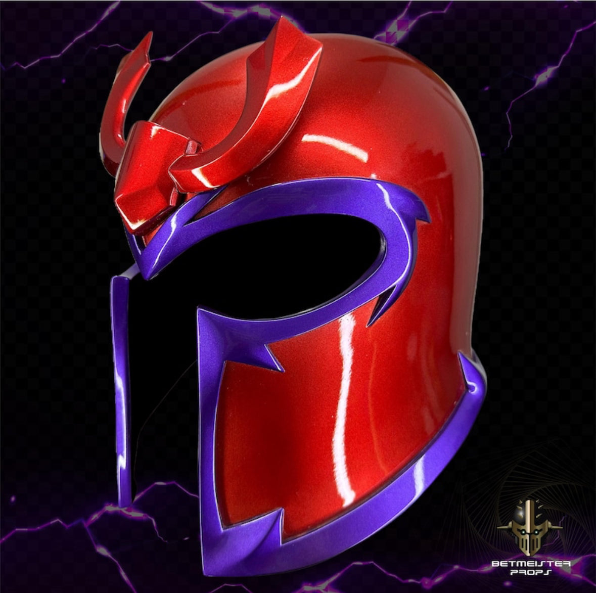 Magneto's Realistic Helmet – High Quality Replica for Cosplay and Collectors