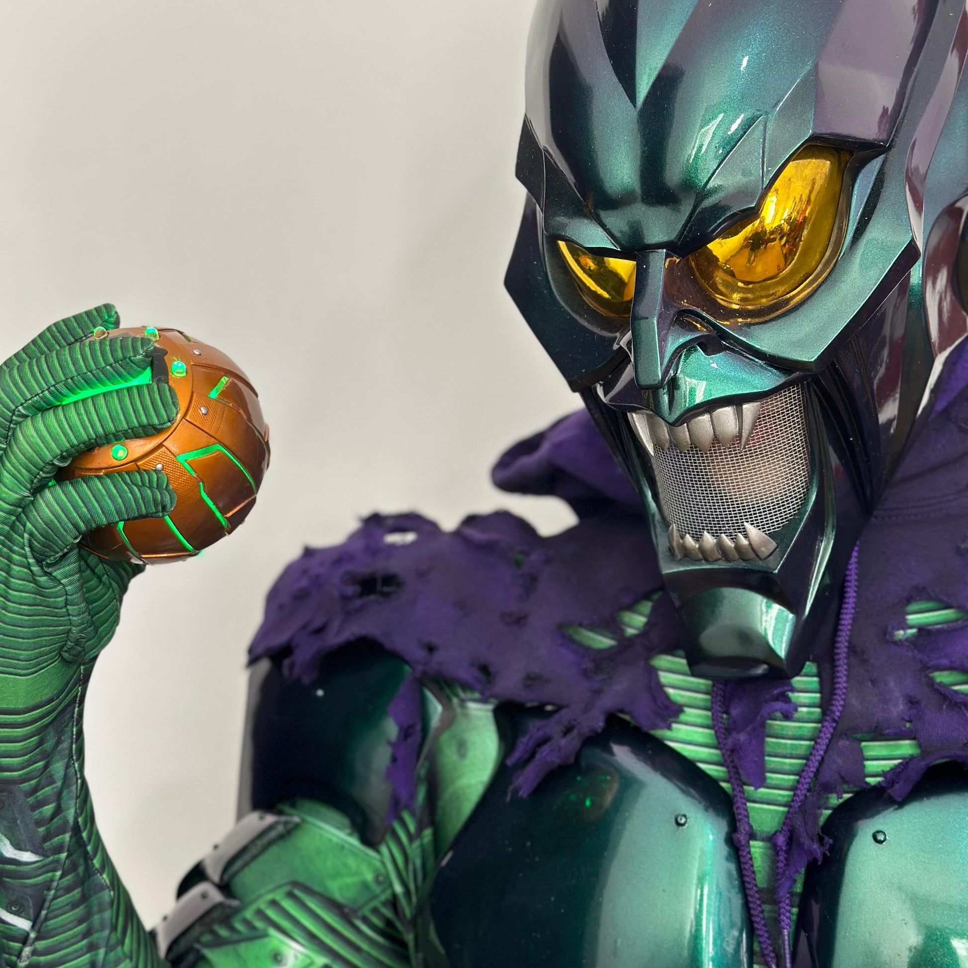 Complete Green Goblin Cosplay - Become Marvel's Iconic Villain! BETMEISTER PROPS Complete Green Goblin Cosplay - Become Marvel's Iconic Villain! BETMEISTER PROPS