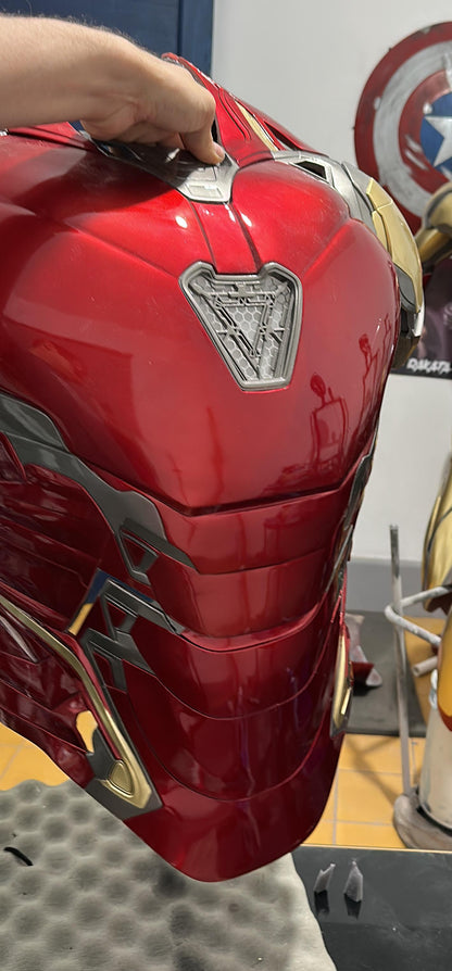 Complete Iron Man Mark 85 Cosplay - Handmade Edition and Realistic Details